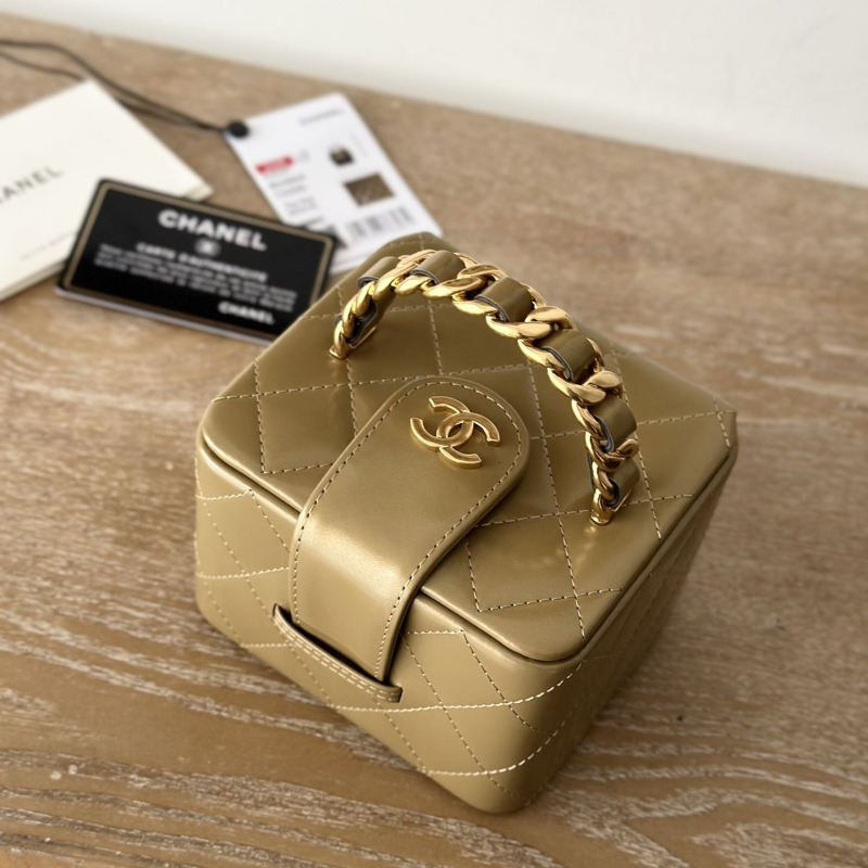 Ch**el cosmetic bags